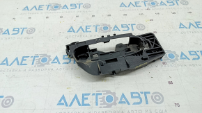 Front right door handle mechanism Dodge Challenger 09- cracked fastener