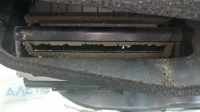The heater body is bare Kia Niro 17-19 HEV, PHEV for blowing the rear row, the spout is broken, the damper seal is torn