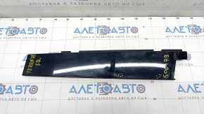 Door trim side front right GMC Terrain 18- peeling coating, scratches