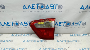 Inner lamp trunk lid right Ford C-max MK2 13-16 pre-rest, cracks, broken glass, driftwood