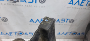 Front right mudguard Ford Escape MK3 13-14 broken mount, cracks