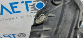 Front right mudguard Nissan Murano z52 15 - crack
