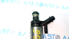 Injector nozzle VW Passat b8 16-19 USA 2.0T