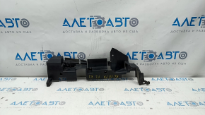 Left radiator deflector for Jeep Cherokee KL 14-18 3.2