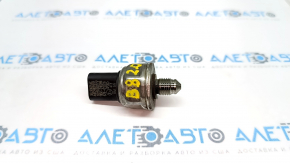 Fuel pressure sensor VW Passat b8 16-19 USA 2.0T on the rail