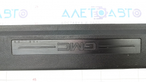 Door sill trim front right GMC Terrain 18- black, scratches