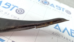 Right wiper grille seal GMC Terrain 18 - torn, broken mount