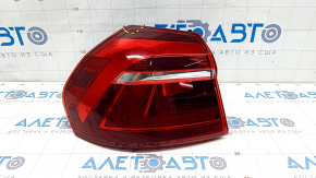 Light outer wing left VW Passat b8 16-19 USA halogen dark, scratch for polishing