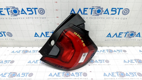Light outer wing right GMC Terrain 18-21 halogen, scratch