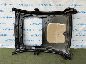 The metal roof of the Audi A4 B9 17-25 is sawed off, under the hatch, sedan