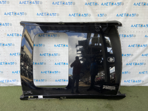 The metal roof of the Audi A4 B9 17-25 is sawed off, under the hatch, sedan