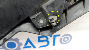 The front bumper lip of the VW Passat b8 16-19 USA is worn out, the fastening is torn