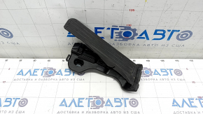 VW Jetta 11-18 USA gas pedal broken mount