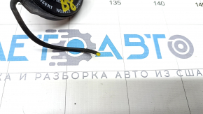VW Passat b8 16-19 USA fuel filler cap broken mount
