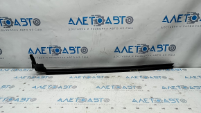 Glass seal front right VW CC 08-17 central on the door