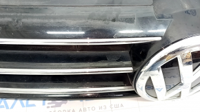 Radiator grill grill VW Jetta 15-18 USA with badge, peeling varnish