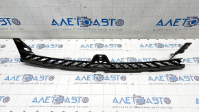 Front bumper mount central VW Jetta 15-18 USA broken mount, missing fragment