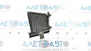 Lower left radiator deflector Toyota Venza 21-