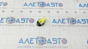 Airbag sensor rear right Toyota Venza 21-