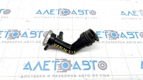 Radiator neck Toyota Venza 21- with cover