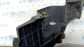 Right radiator deflector Lexus ES300h 13-15 pre-rest, broken fastener