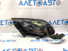 Light outer wing right Chrysler 200 15-17 cracked