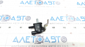 Toyota Venza 21 Solenoid Valve - with bracket