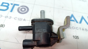 Toyota Venza 21 Solenoid Valve - with bracket