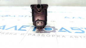 Toyota Venza 21 Solenoid Valve - with bracket