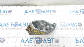 Front engine mount bracket Toyota Venza 21-