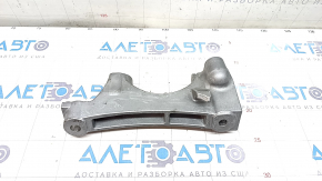 Engine mount bracket right Toyota Venza 21- on the body