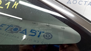 Window blind glass rear left Toyota Venza 21 - chrome, broken guides