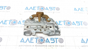 Toyota Venza 21 inverter bracket - rear lower