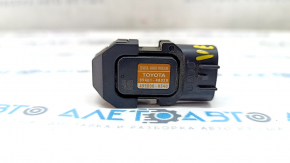 Fuel vapor pressure sensor Toyota Venza 21- on the fuel pump