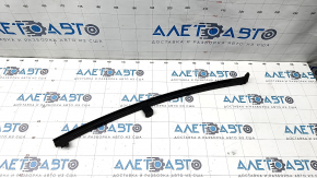Rear left door glass guide Toyota Venza 21-
