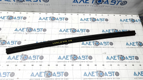 Front right door seal Toyota Venza 21- small