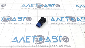 Internal trunk lid closing button Toyota Venza 21- with lock