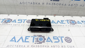 USB Hub, AUX Dodge Durango 14-17 scratches
