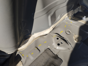 Trunk trough Toyota Venza 21 - on the body, dented