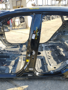 Body pillar central left Toyota Venza 21- on the body