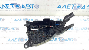 Fuse box under hood left Toyota Venza 21- with housing