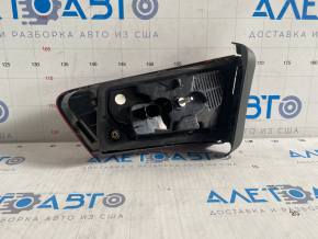 Inner taillight trunk lid left Audi A6 C7 16-18 rest, scratches, chip