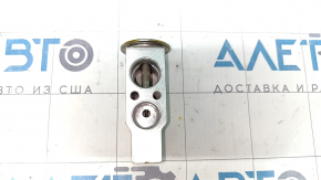 Toyota Venza 21- Air Conditioner Heater Valve