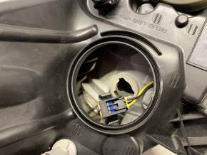 Headlight front left bare Ford Escape MK3 13-16 prerest, halogen, with mount, with overlay, spider web, for polishing, without plug, broken mounts