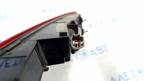 Inner tailgate light left Toyota Venza 21 - scratch, chip