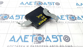 Toyota Venza 21- Tailgate Control Unit