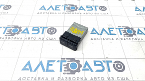 USB Hub Toyota Venza 21- scratches