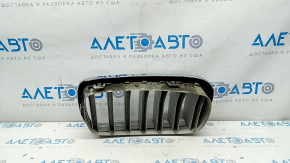 Radiator grill nostril right BMW X5 F15 14-18 Pure Excellence, sand cracks