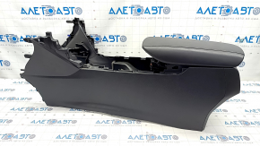 Console central armrest Toyota Venza 21- black, armrest leather, scratches, broken latch