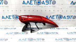 Light outer wing right Toyota Venza 21- scratches